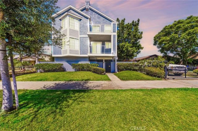 1755 Sherman, Long Beach, CA 90804
