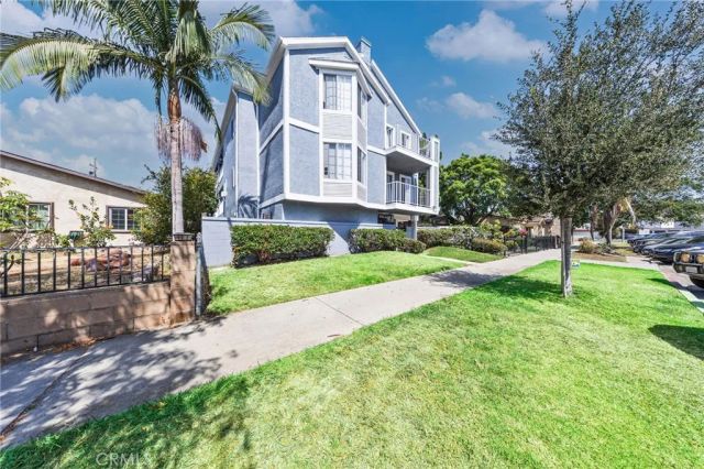 1755 Sherman, Long Beach, CA 90804