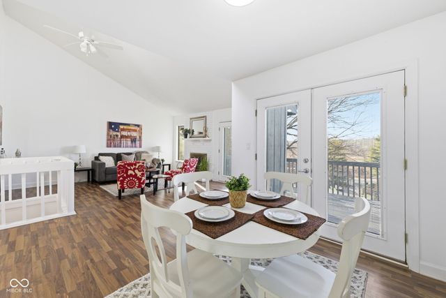 5097 Vantage Point Road B 2, Avon, IN 46123