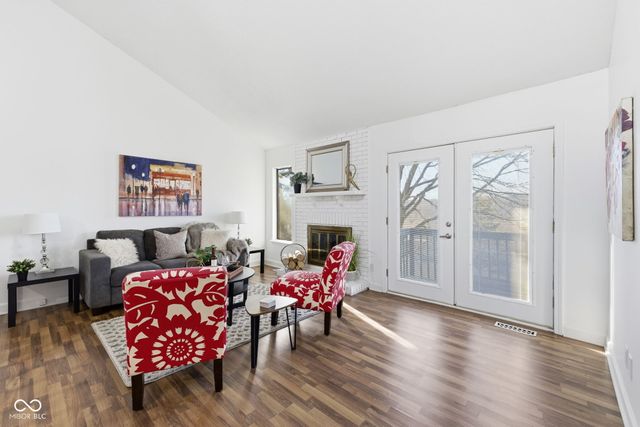 5097 Vantage Point Road B 2, Avon, IN 46123