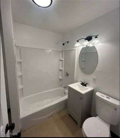 3279 W 86th Street W, Cleveland, OH 44102