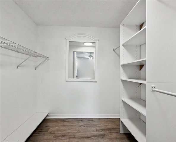 1650 N 42nd Circle 107, Vero Beach, FL 32967