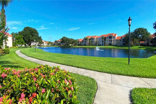 1650 N 42nd Circle 107, Vero Beach, FL 32967