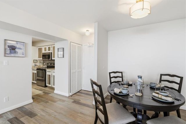 3288 Page Ave Apt 1013, Virginia Beach, VA 23451