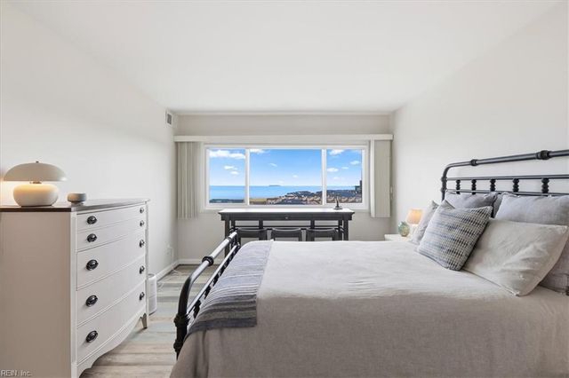 3288 Page Ave Apt 1013, Virginia Beach, VA 23451