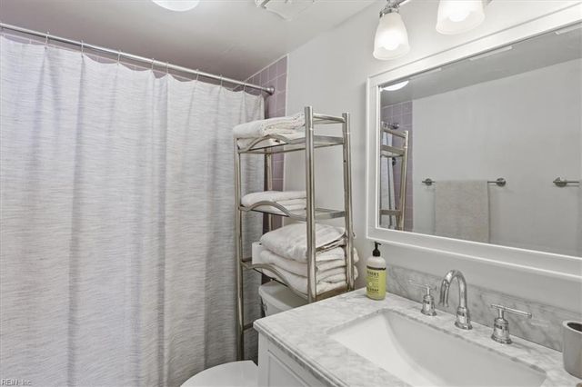 3288 Page Ave Apt 1013, Virginia Beach, VA 23451