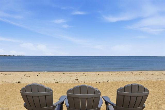 3288 Page Ave Apt 1013, Virginia Beach, VA 23451