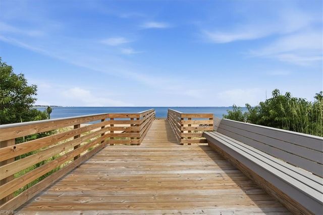 3288 Page Ave Apt 1013, Virginia Beach, VA 23451