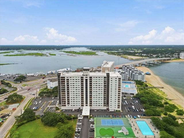 3288 Page Ave Apt 1013, Virginia Beach, VA 23451