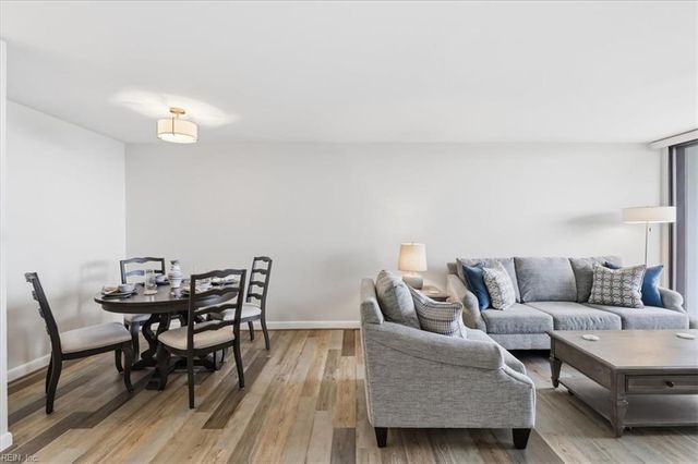 3288 Page Ave Apt 1013, Virginia Beach, VA 23451