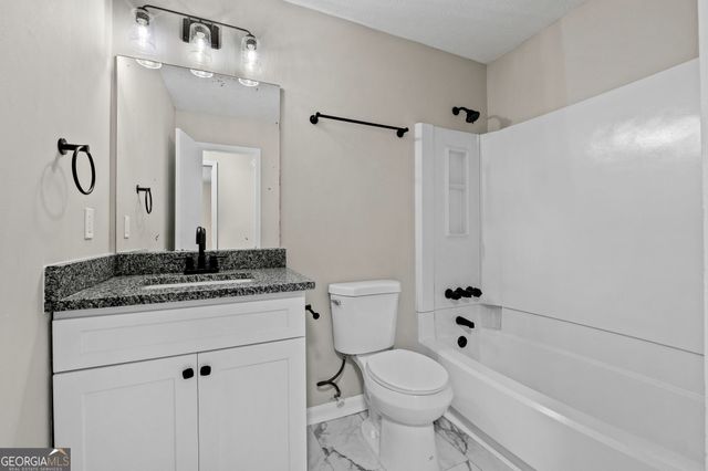 1415 Almand Creek Drive SW, Conyers, GA 30094