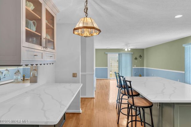 12 Blackpool Way, Toms River, NJ 08757