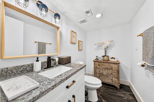 444 E Fair Harbor Lane, Houston, TX 77079
