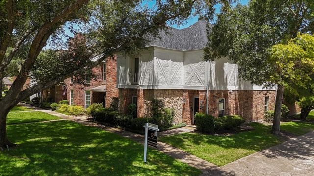 444 E Fair Harbor Lane, Houston, TX 77079