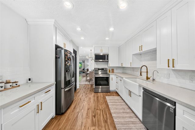 444 E Fair Harbor Lane, Houston, TX 77079