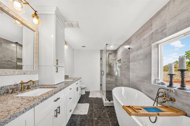 444 E Fair Harbor Lane, Houston, TX 77079
