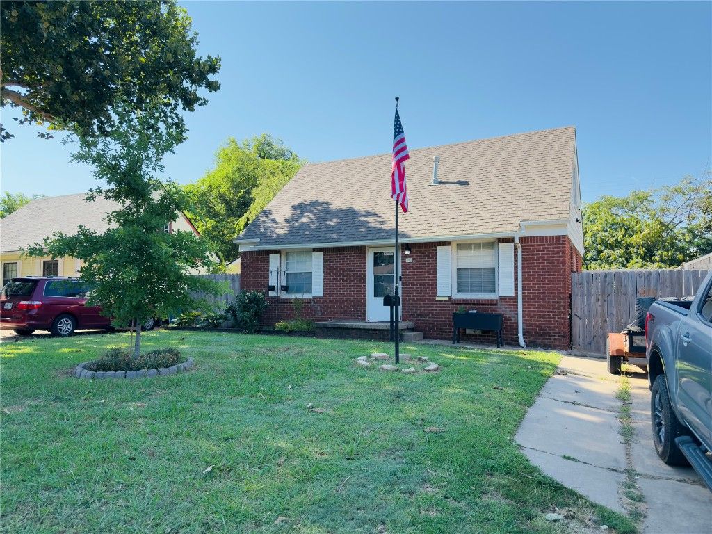 102 E Lilac Lane, Midwest City, OK 73110