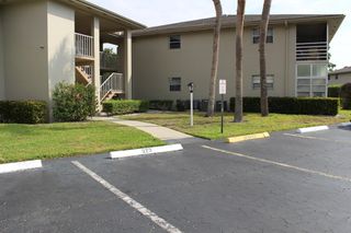 30 Lake Vista Trl Apt 205, Port St Lucie, FL 34952