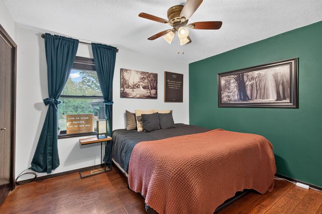 4455 S Ridgecrest Drive, Springfield, MO 65810