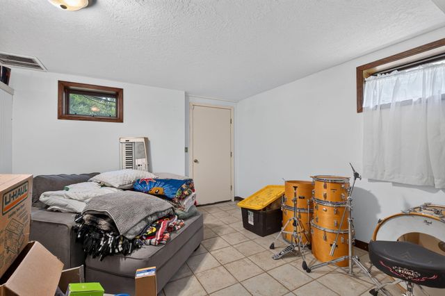 4455 S Ridgecrest Drive, Springfield, MO 65810