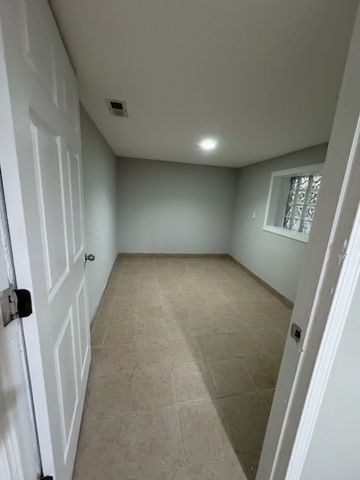 4426 S Talman Avenue Garden, Chicago, IL 60632