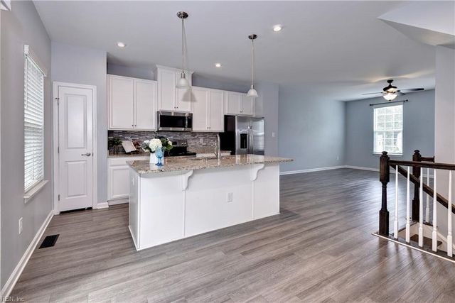327 Clements Mill TRCE, Williamsburg, VA 23185