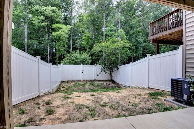 327 Clements Mill TRCE, Williamsburg, VA 23185