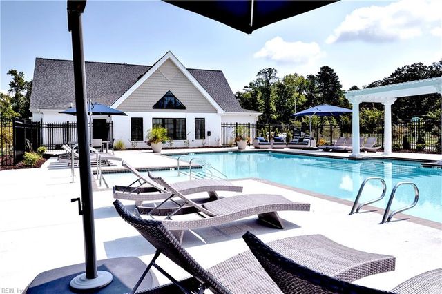 327 Clements Mill TRCE, Williamsburg, VA 23185