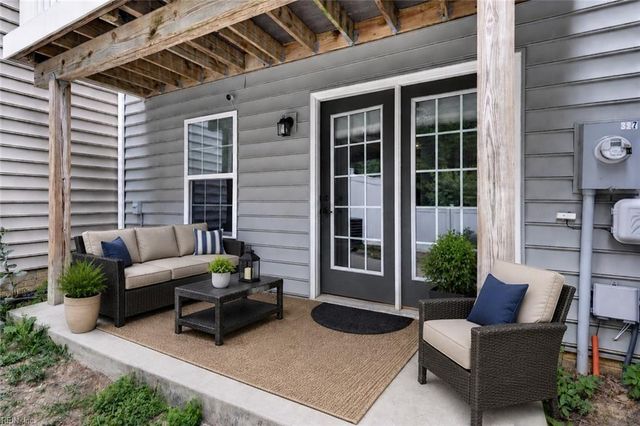 327 Clements Mill TRCE, Williamsburg, VA 23185