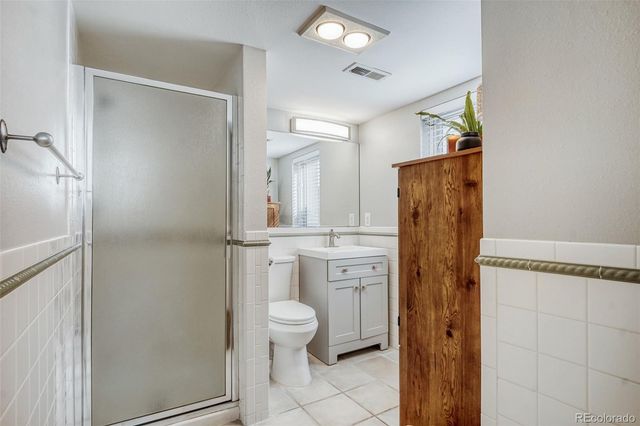 790 N Clarkson Street 202, Denver, CO 80218