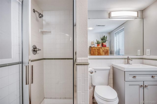 790 N Clarkson Street 202, Denver, CO 80218