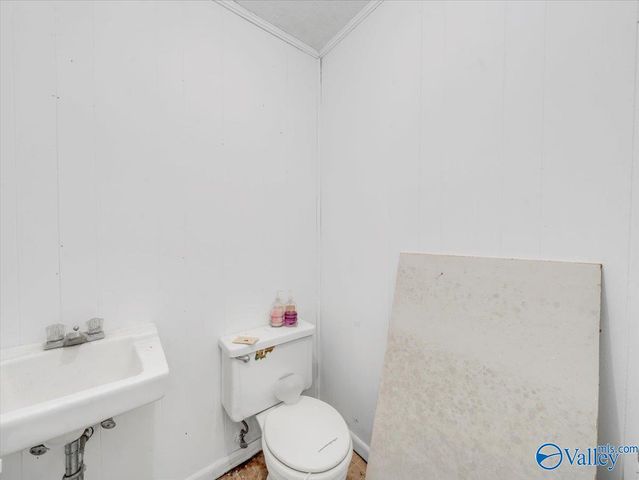 1046 Susan Drive, Fort Payne, AL 35967