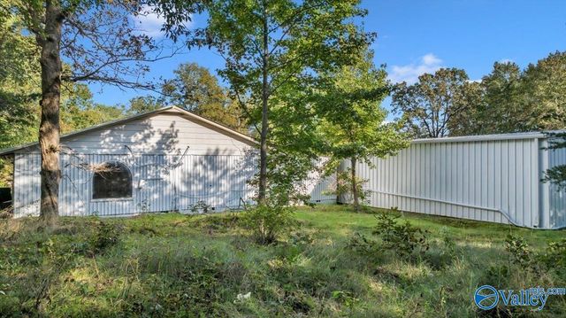 1046 Susan Drive, Fort Payne, AL 35967