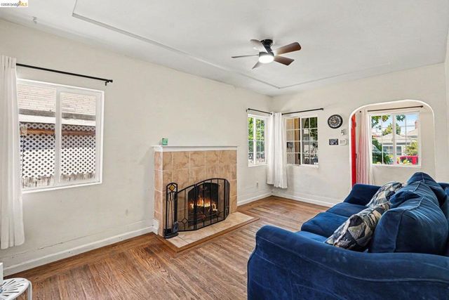 1288 107th, Oakland, CA 94603