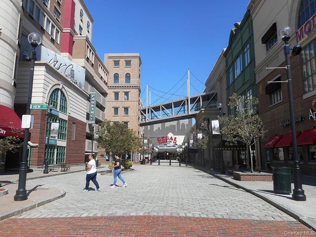 151 Centre 6F, New Rochelle, NY 10805