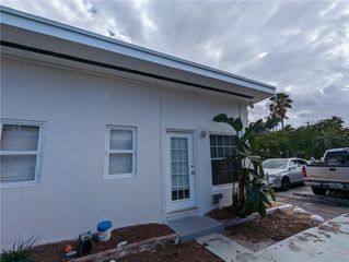 1100 NE 12th Avenue 3, Fort Lauderdale, FL 33304