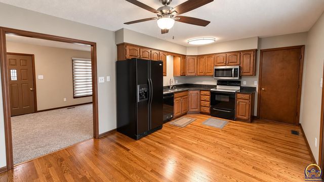4321 SE 23rd TER, Tecumseh, KS 66542