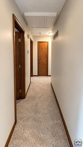 4321 SE 23rd TER, Tecumseh, KS 66542