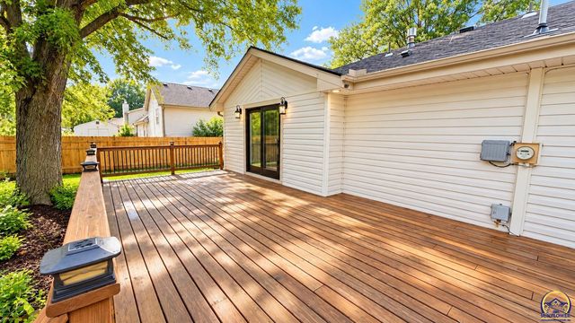 4321 SE 23rd TER, Tecumseh, KS 66542