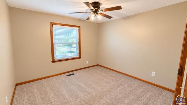 4321 SE 23rd TER, Tecumseh, KS 66542