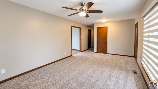 4321 SE 23rd TER, Tecumseh, KS 66542