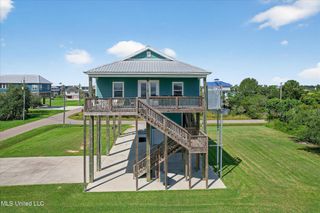 4040 Borneo Street, Bay Saint Louis, MS 39520