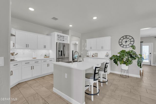 12832 INDIAN CANYON Drive, Horizon City, TX 79928