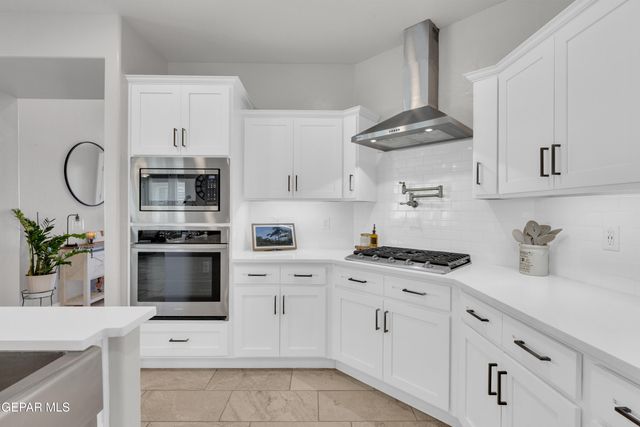 12832 INDIAN CANYON Drive, Horizon City, TX 79928