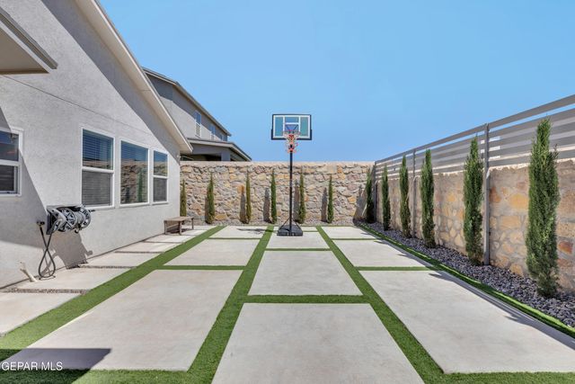 12832 INDIAN CANYON Drive, Horizon City, TX 79928