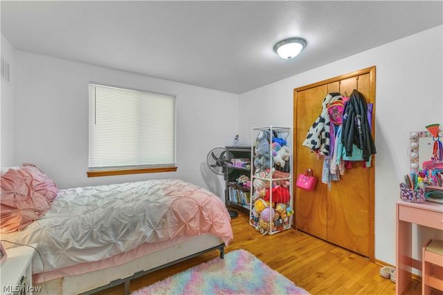 208 Georgia Avenue, Elyria, OH 44035