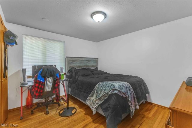 208 Georgia Avenue, Elyria, OH 44035