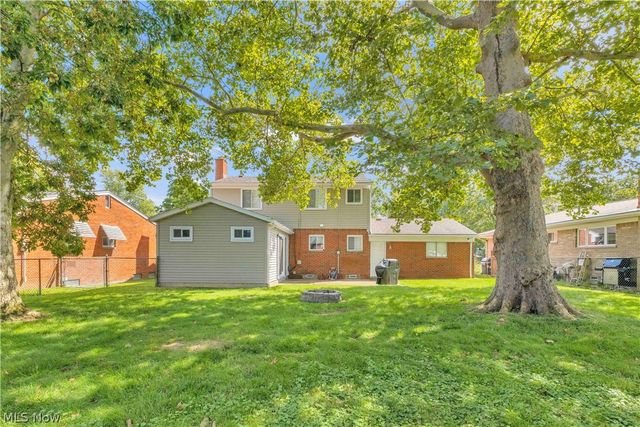 208 Georgia Avenue, Elyria, OH 44035
