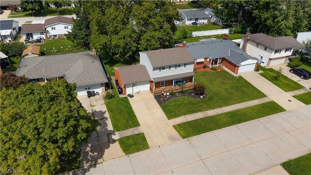 208 Georgia Avenue, Elyria, OH 44035