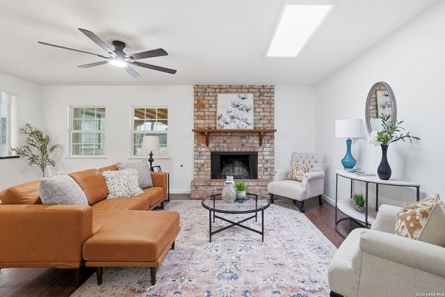 105 Mossridge, Universal City, TX 78148